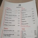 물뿜는 고래 이미지