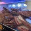 누렁소까망돼지 이미지