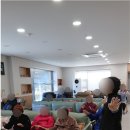 뇌와 몸을 깨우는 뇌체조(오전) 이미지