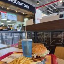 롯데리아포항점 | [경북/포항] 롯데리아 | 오징어 얼라이브 버거 | 오징어버거 재탄생 | 영일대 근처 롯데리아