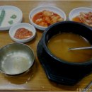 석촌역 2번출구 앞 이미지