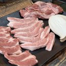 한뚝수육국밥 - 군산시 동수송안길 39 | 한뚝수육국밥
