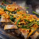 용산-서빙-979 | 서민갑부 대형 철판 흑돼지 삼겹살 구이 갑부 연매출 20억 조태중 갑부 맛집 아이맛이야장작철판구이 위치