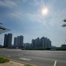 포레나 루원시티 현장사무실 사거리 횡단보도 앞 | 루원시티 눈담봄 메인대로 사거리 코너 상가