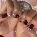네일리스트네일&속눈썹 | 왕십리 네일 | 꼬미네일&속눈썹, 가을 버건디 트위드 네일 후기, 2인 시술 가능한 토탈 뷰티샵🍂