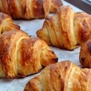 크루아상 이미지