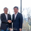 증평군립도서관 앞 이미지