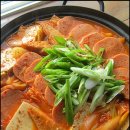 니가 제일 만만해~~스팸 김치찌개 이미지