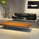 (주)산아래 가구 | 새로 오픈한 프리츠한센 대구 매장 방문 후기 1층 쇼룸 중심