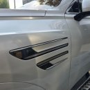 유광빌딩 | 부천 GV80 에이버리 유광 펄화이트 전체 랩핑 실사 사례｜엘케이모터스