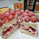 쥬아나 | 부천 케이크 맛집, 당일 예약 가능한 쥬아나케이크, 딸기로 꽉찬 비주얼에 맛까지!