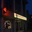 뉴스페셜 당구클럽 | [ 일산 피자 맛집 ] 미국식 피자에 키티 스파게티까지, 스탠다드피자클럽 밤리단길점 추천 후기