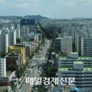 [속보] “내년 아파트 공시가율 동결”…공시가격은 최대 연1.5%씩 더 올린다 이미지