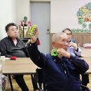 빈대떡신사 | 늘푸른주간보호·요양원(경남 함안 칠원) - 탬버린 "빈대떡 신사" 수업 후기