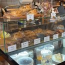 논현역 6번출구 뒤 이미지