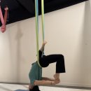 이브닝 스트레칭 요가 이미지