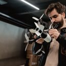 한성대학교 국방과학대학원 | 가로등 칩이 자폭 드론이 되기까지: IoT가 바꾼 전쟁의 경제학