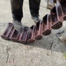화단못