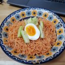 너는 김밥이 먹고싶다 이미지