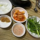 월강 | [홍대 돼지국밥 추천] 내돈내산 / 비오는 날에 월강부산돼지국밥 후기 (강추)🍲