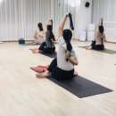 밴드 테라피 요가 이미지