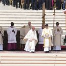 Le pape Léon XIV commence son pontificat en critiquant les excès du capital 이미지