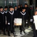 엄숙한가족들