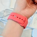애플워치 시리즈 11 내추럴 티타늄 42mm 후기, 브라이트 구아바 스트랩 조합