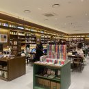 아크앤비어 | [내돈내산] 아크앤북 TP타워여의도점 북카페 책 커피 후기