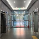 배드민턴장 실내화장실 이미지