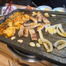 봉순이네김치생삼겹살