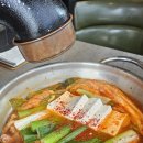 돈이랑멸치랑 | 청담 점심 추천 돈블랑 청담스퀘어점 生돼지김치찌개 2인 후기