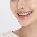 입술보면 나이가 보인다? 입술 노화 늦추는 확실한 방법 이미지