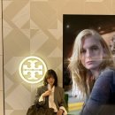 더화이트버치 | 토리버치 신상 엘라백 20대 30대 명품 가방 브랜드 등극 롯데백화점 잠실 매장 후기