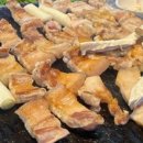 돌판위에삼겹살 - 원주시 우산로 46 | 돌판위에삼겹살