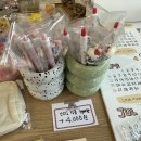 사랑마트 | [2025년 12월 삶예배] 예수님 생일 기념, 이웃 사랑 실천 바자회 “메리 클쓰마트” 후기