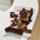 카페루치 | 한남동 최애 디저트 카페 루돌프해치 루치, 딸기생크림케이크, 태운카카오나무, 구움과자 맛집 [재인]