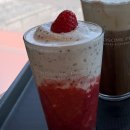 세븐일레븐 춘천소양강댐점 | 춘천 소양강 카페 투썸플레이스 신메뉴 후기 (생크림아메리카노, 딸기밀크쉐이크, 바스크 치즈 말차...