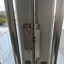 구암동147 | 창원시 마산합포구 자산동 문신미술관 고장난 현관문 도어손잡이교체 고장난 샤시문보조키교체