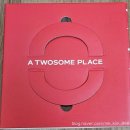 무스 | 하트 띠지에 반해버린 생일 케이크 🎂 피스타치오 딸기 무스 후기