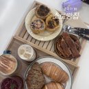 소로3-6 | 대전 근교 공주 제민천길 소금빵 맛집 소로빵집