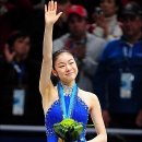 금메달의을 건 미소짓는 김연아를 보면서... 이미지