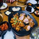 두꺼비왕족발보쌈식당 이미지
