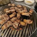 연탄위에노는흑돼지반월점 이미지