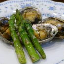 풀잎속의생명 이미지