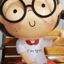 사람 조형물(여자) 이미지