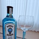 향이얼음 | [봄베이사파이어]보타니컬 향이 강한 진, Bombay Sapphire 솔직 후기 (잔 때문에 산 건 안 비밀)