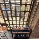 모던파크 | [신세계 강남점] 좁지만 강렬한 임팩트의 맛, 서울에서 커피 맛집으로 유명한 ‘PEER COFFEE’ (메뉴판...
