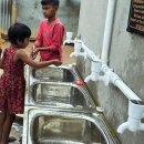 인도 싱잉볼 마을 초등학교에 수도시설 설치 이미지