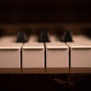 성인피아노 이미지